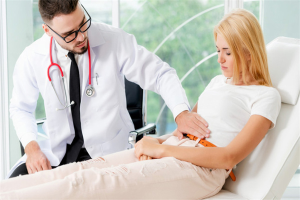 杭州最出名的助孕机构要多少钱？ 杭州最出名的助孕机构费用约10到15万元！